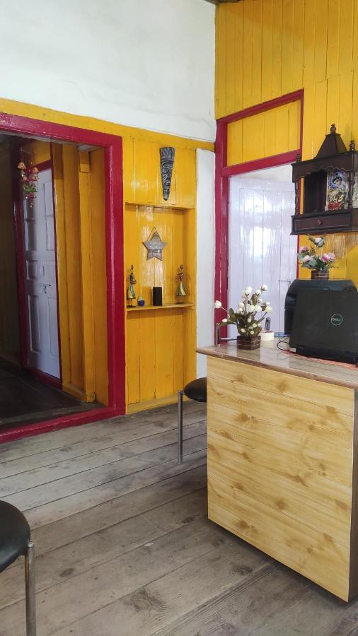 The Prasher Lodge Mall Road Manali Eksteriør billede