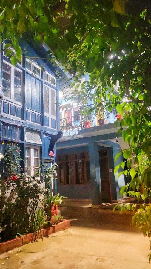 The Prasher Lodge Mall Road Manali Eksteriør billede